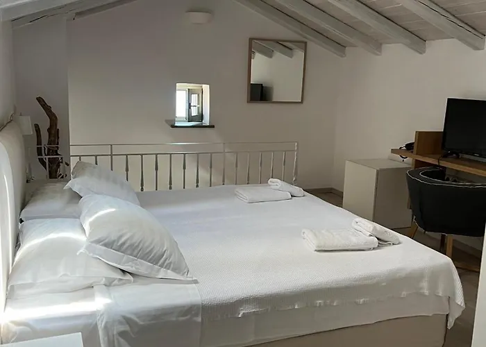 Alika Resort فندق Álika