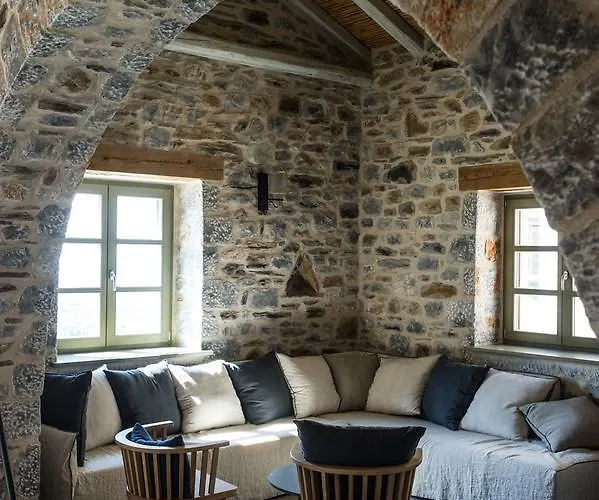 Alika Resort فندق